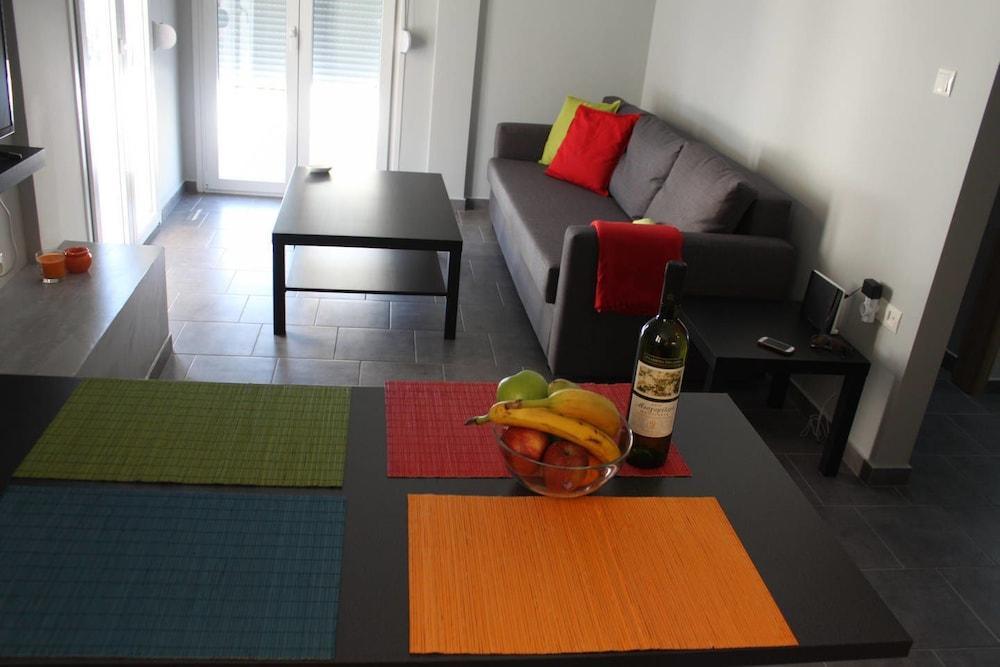 Apartment In The Centre Of เอเธนส์ ภายนอก รูปภาพ