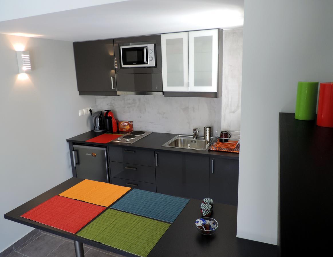 Apartment In The Centre Of เอเธนส์ ภายนอก รูปภาพ