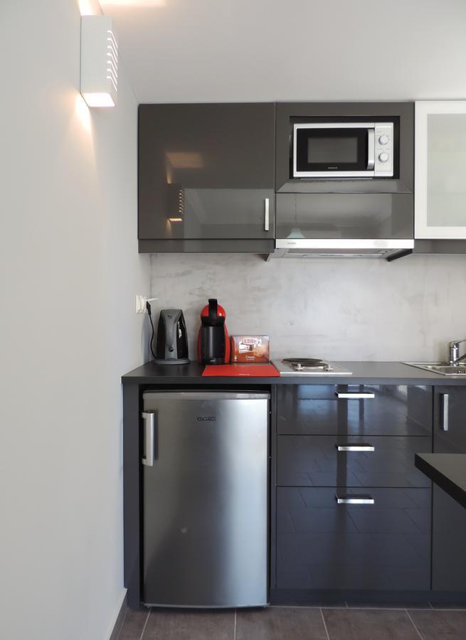 Apartment In The Centre Of เอเธนส์ ภายนอก รูปภาพ